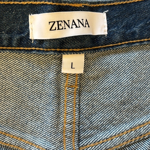 NWT button fly Jean shorts from Zenana - Picture 4 of 7